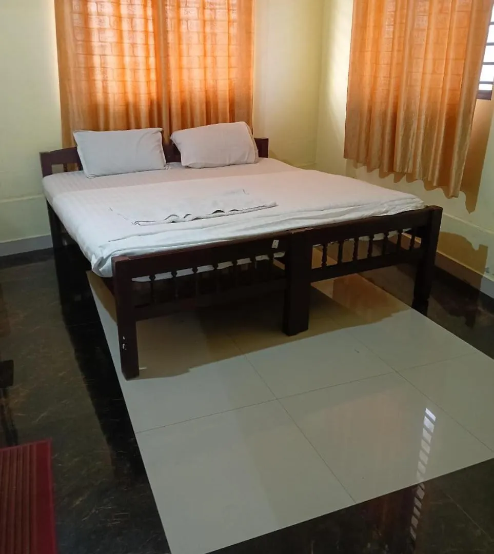 אתר נופש מלון Kochi Bright Residency